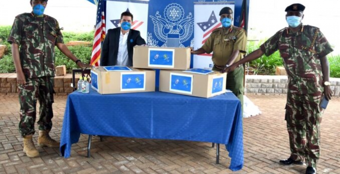US Donates 40,000 Facemasks to Kenyan Border Police 