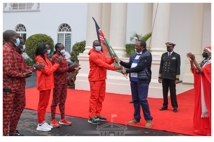 Uhuru Flags Off Kenyan Team to the World Athletics Championships in Oregon, USA 