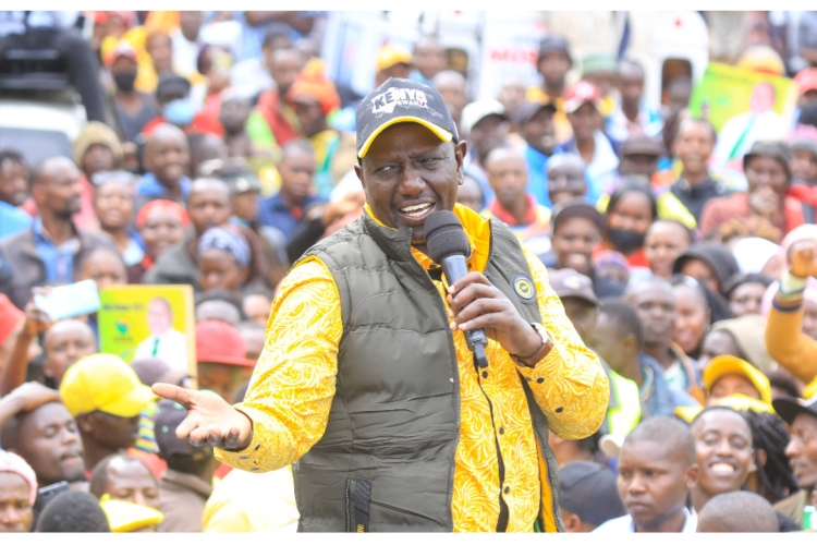 Raila is Being Bankrolled By Covid-19 Billionaires, Ruto Says