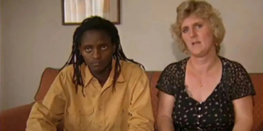 UK Woman Who Left Husband for Maasai Dancer Cautions Against Holiday Romances