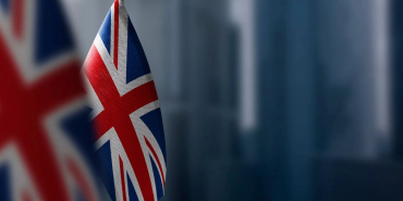 UK to Cut Graduate Visa Stay to 18 Months from 2027