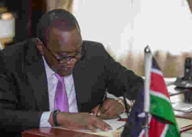 All Eyes On President Uhuru As He Receives Election Amendment Bill