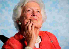 Former US First Lady Barbara Bush Dies