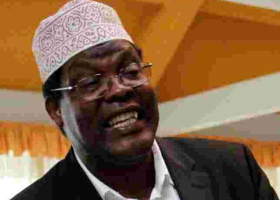 Miguna Miguna Reacts to Former US President Barack Obama's 'Hyped' Homecoming  
