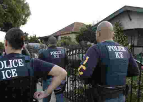 DHS to Restart Deportation Cases for Hundreds of Thousands of Immigrants