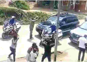 Man Whisked Away After Blocking President Uhuru Kenyatta's Motorcade in Nairobi 