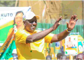 Ruto Claps Back at Raila for Questioning His Donations