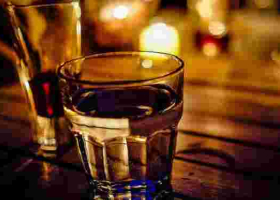 Interior Ministry Official Rushed to Hospital in Critical Condition After Wife Spikes His Drink 