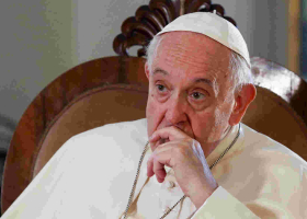 Pope Francis Clarifies His Comments on Homosexuality