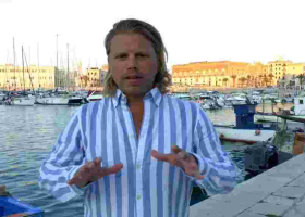 Kenya-Based Dutch Sperm Donor Who Has Fathered 550 Kids Sued for Increasing Incest Risk