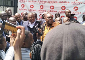 Uhuru Visits Jubilee Party Headquarters Following a Stand-off