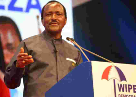 Kalonzo: Uhuru is Too Young to Retire 