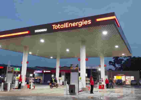 Fuel Prices Hit a Historic High as Ruto's Government Removes Subsidy 