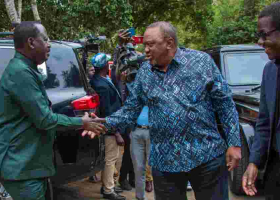 Uhuru Drives Self to Join Raila in Mourning Protest Victims