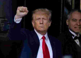 Donald Trump Vows to Deport Illegal Immigrants