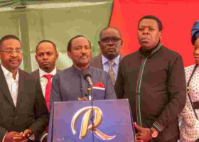 Opposition Leaders Vow to Take to Streets as Medical Strike Rages On