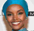 Kenyan-Born Aden Halima Becomes First Model to Wear Burkini in US Magazine Sports Illustrated 