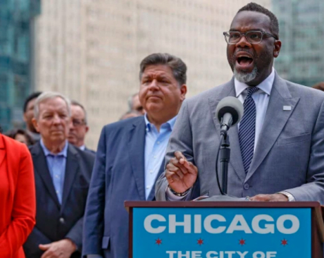 Chicago Mayor Issues Order Opposing Federal Immigration Raids