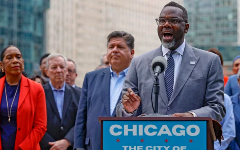 Chicago Mayor Issues Order Opposing Federal Immigration Raids