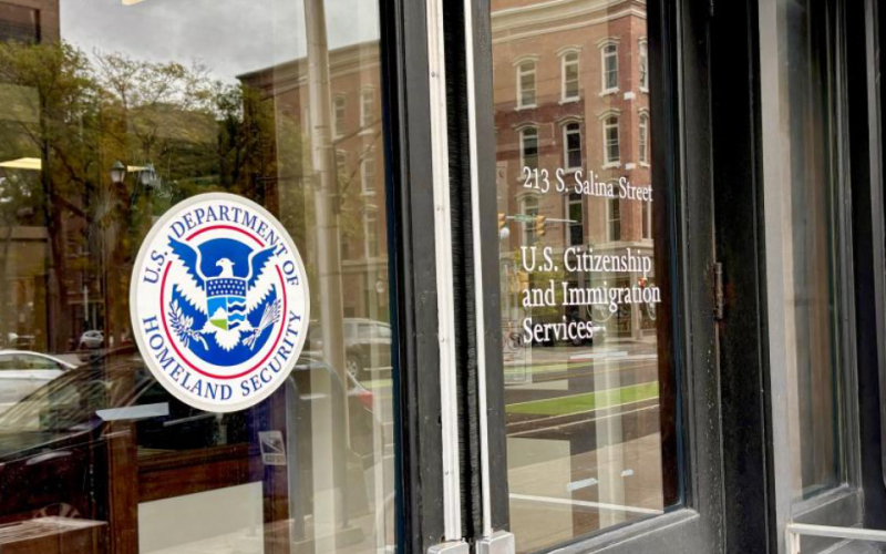 US Resumes Neighbourhood Checks in Citizenship Vetting Process