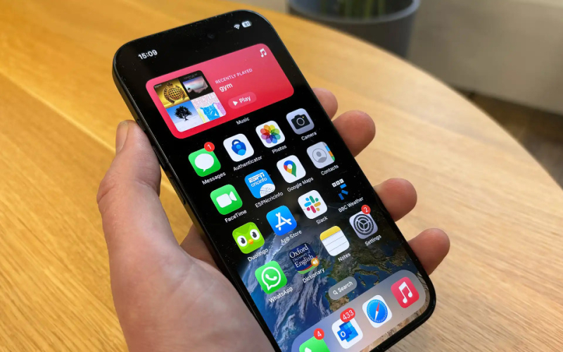 Stolen iPhone Leads Police to Recovery of 300 Stolen Gadgets in Mihang’o