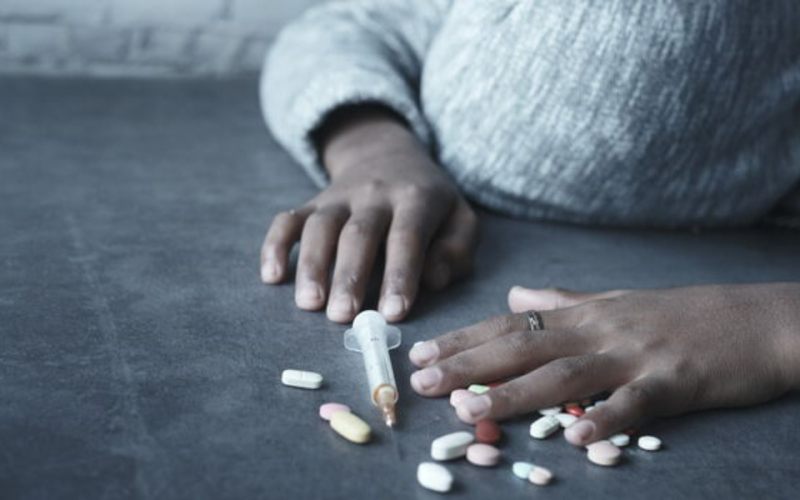 ‘Whites’ and ‘Blues’: Teens Abusing Pills With Dangerous Mind-Altering Effects