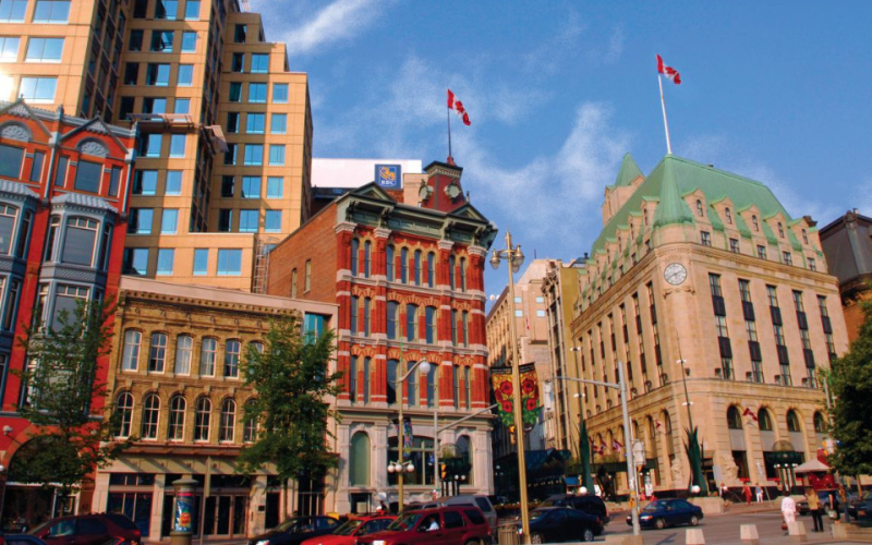 Canada Extends Open Work Permit Policy for Permanent Residency Applicants