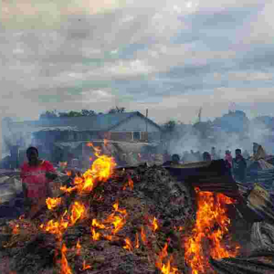 Traders Count Losses as Fire Razes Down Toi Market 