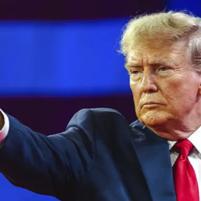 Trump Administration Halts Green Card Processing for Refugees and Asylees