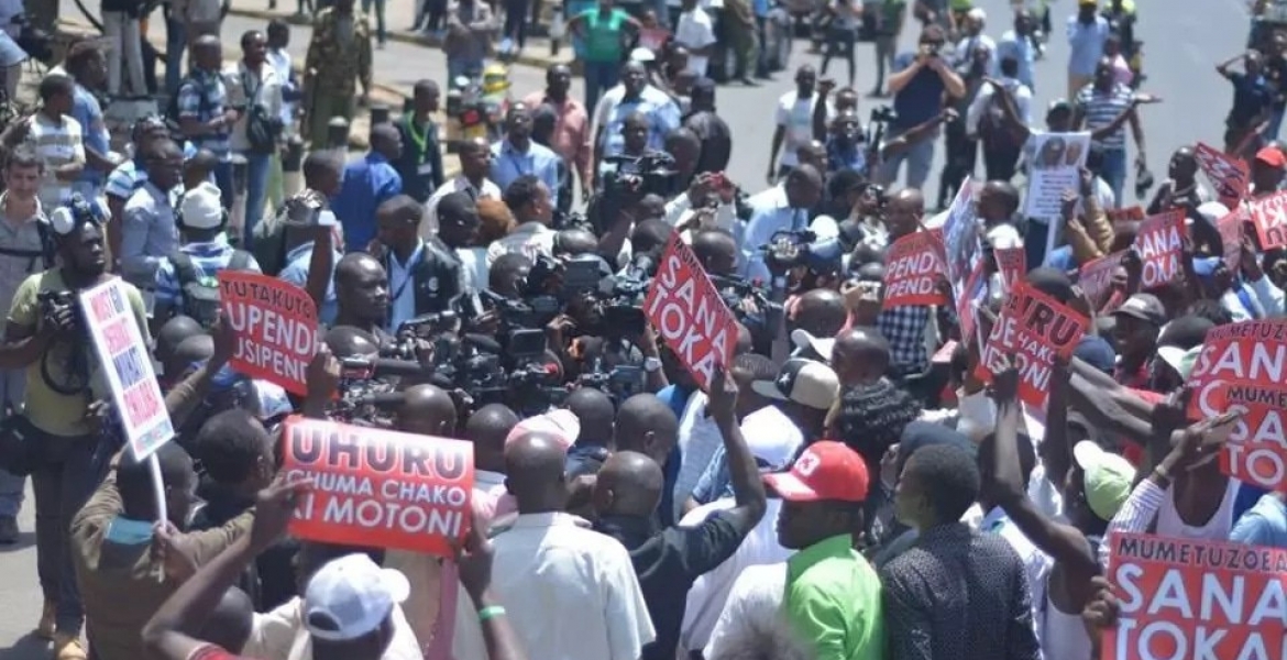 Raila Announces Resumption of Countrywide anti-IEBC Demos