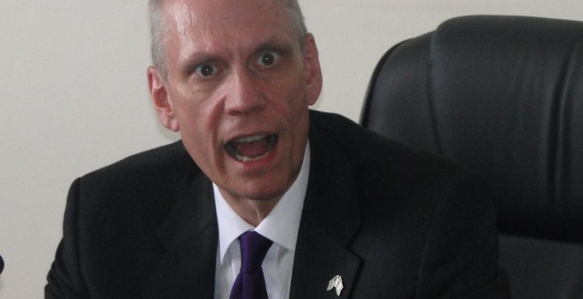US Ambassador to Kenya Robert Godec Calls for Dialogue Between President Kenyatta and Raila