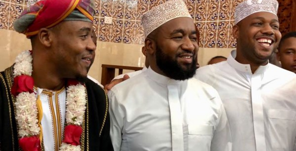 Ali Kiba, flanked by Mombasa Governor Hassan Joho Tanzania Singer Ali Kiba as He Finally Weds His Kenyan Lover Amina Khalef in Mombasa