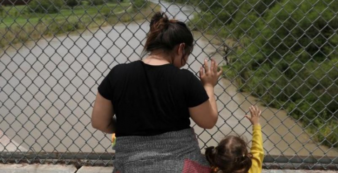 Trump Administration Says It Will Detain Immigrant Children with their Parents