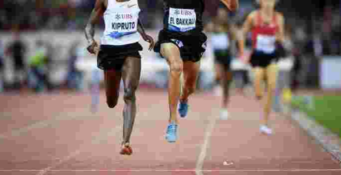 Kenya's Conseslus Kipruto Races with One Shoe to Win Gold in Zurich, Switzerland [VIDEO]