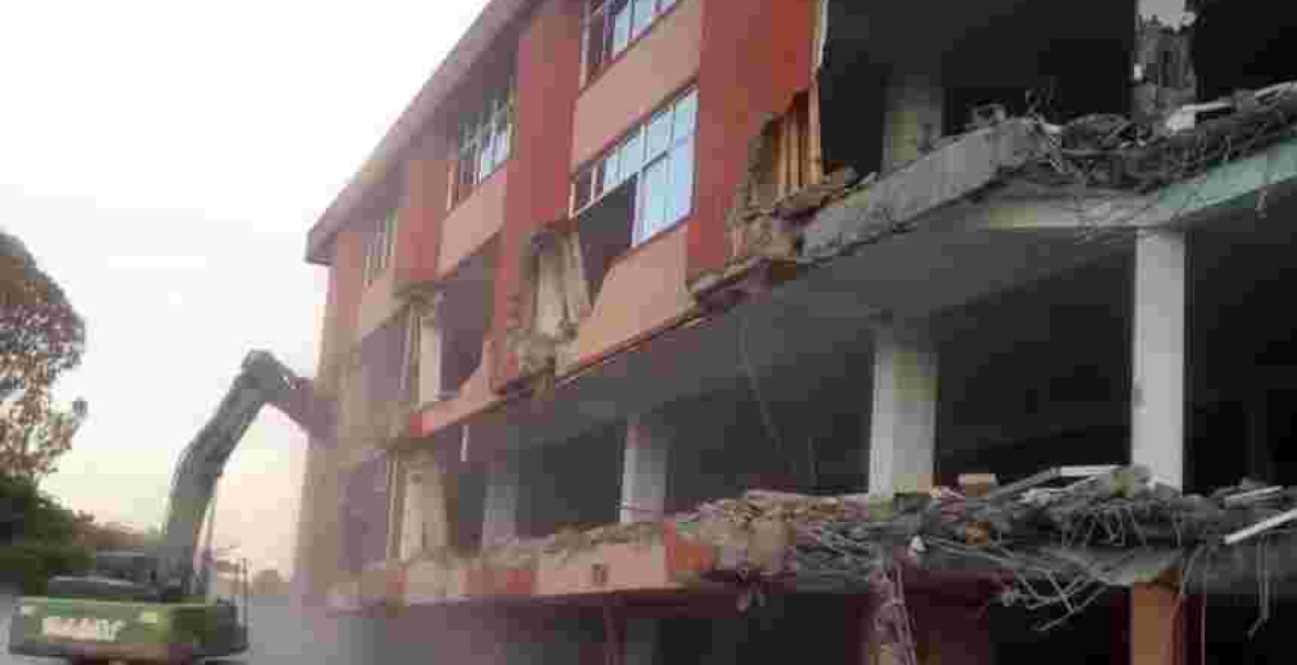 Nairobi Governor Sonko Sends Home Official Who Approved Construction of Demolished South End Mall