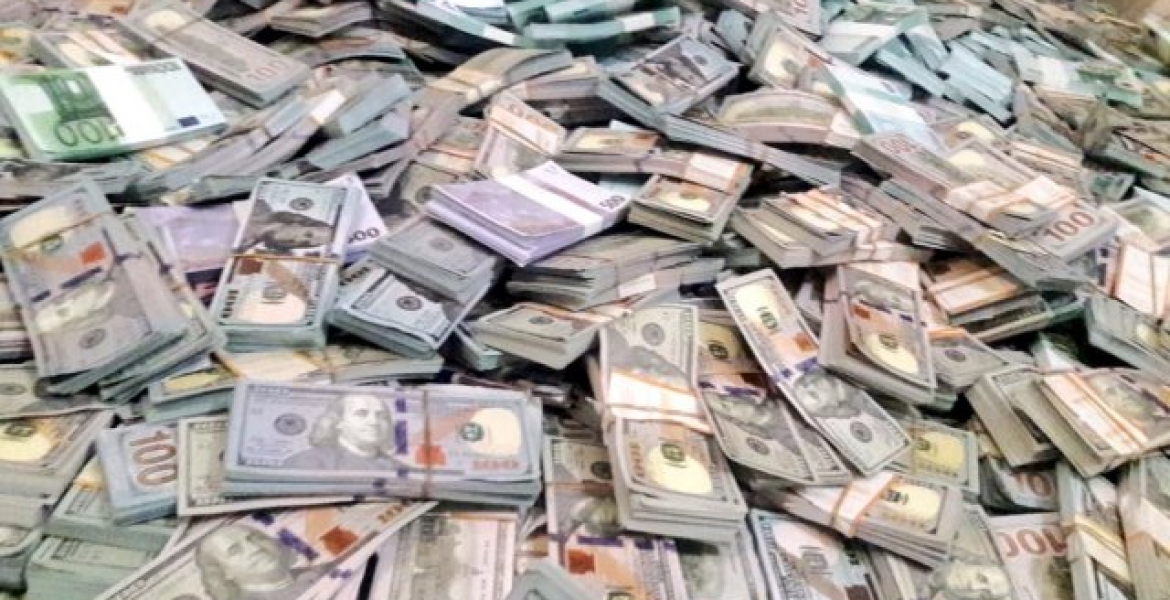 Three Men Including Two Foreigners Arrested with Fake US Dollars, Euros Worth Sh1 Billion in Nairobi