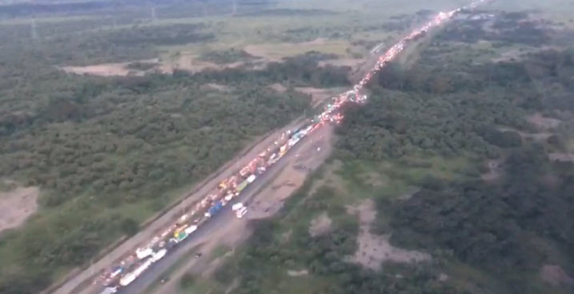 Kenyan Man Misses Dowry Payment Function After Getting Stuck in over 15-Hour Traffic Gridlock [VIDEO]