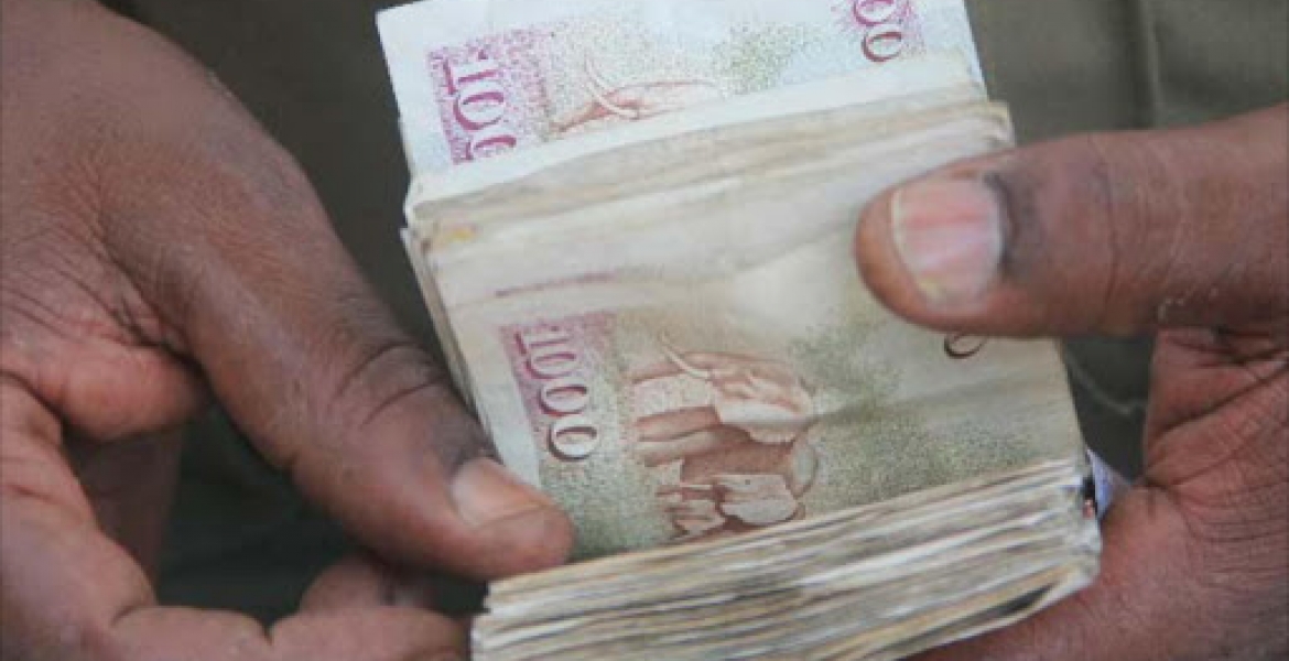 'Dirty Cash': Alarm as Kenyans Rush to Buy Wheat in Old Sh1,000 Notes Ahead of Next Week Deadline
