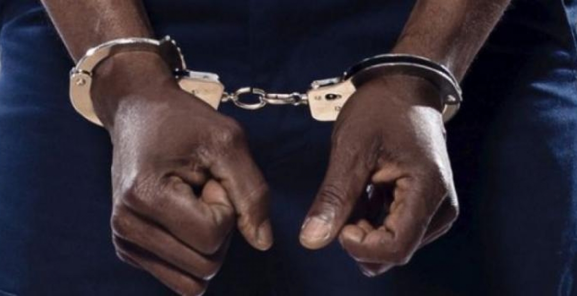 42-Year-Old Woman Who Wanted to Marry Class 8 Boy Arrested