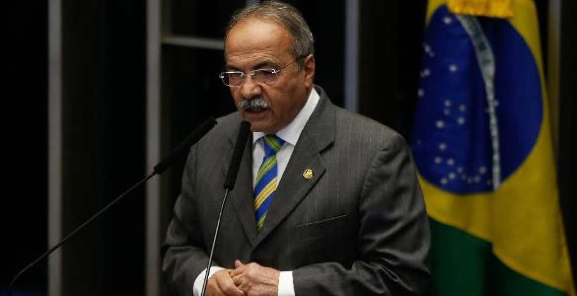 Brazilian Senator Suspended After He was Caught Hiding Cash Between His Buttocks