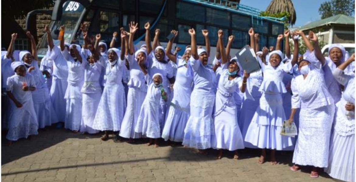 1,649 Members of Stateless Shona Community Receive Kenyan Citizenship Documents