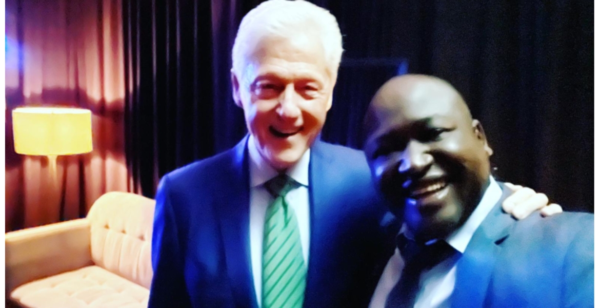 Kenyan Social Entrepreneur Kennedy Odede Recognized by Former US President Bill Clinton