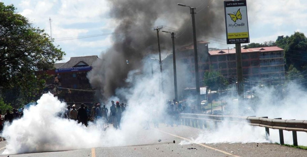 Police Fire Teargas to Disperse Protesters at Brooke Trading Centre in Kericho on May 21 UDA Politicians on the Spot Over Attacks on Tea Firms