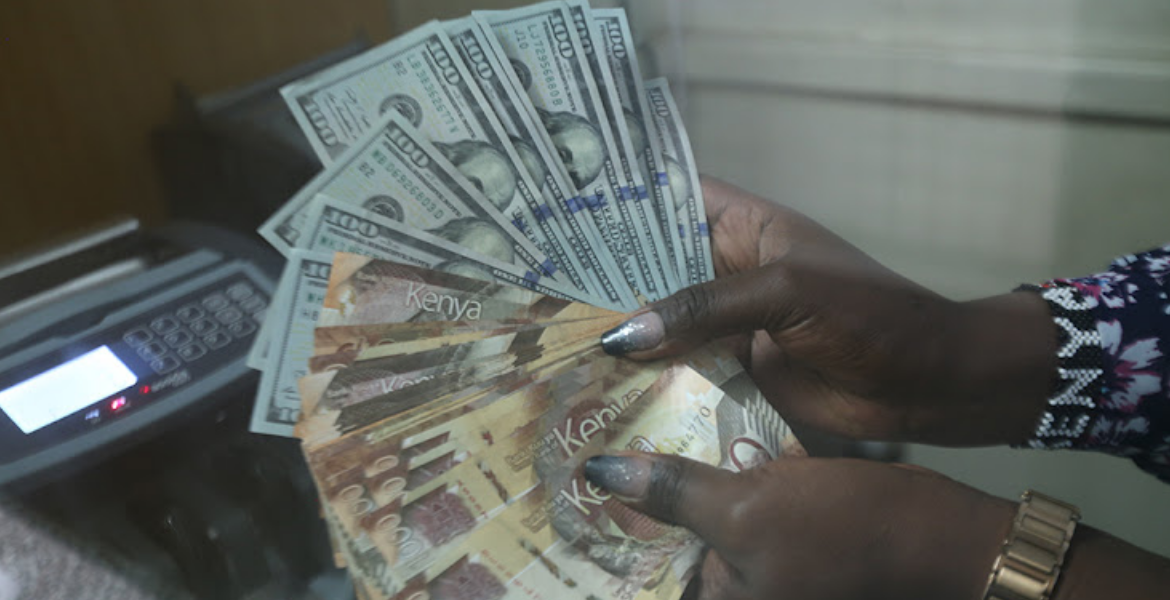 A Cashier at a Nairobi Forex Bureau Counts Dollars and Shillings Kenya Diaspora Inflows Grow Slowest in 13 Years