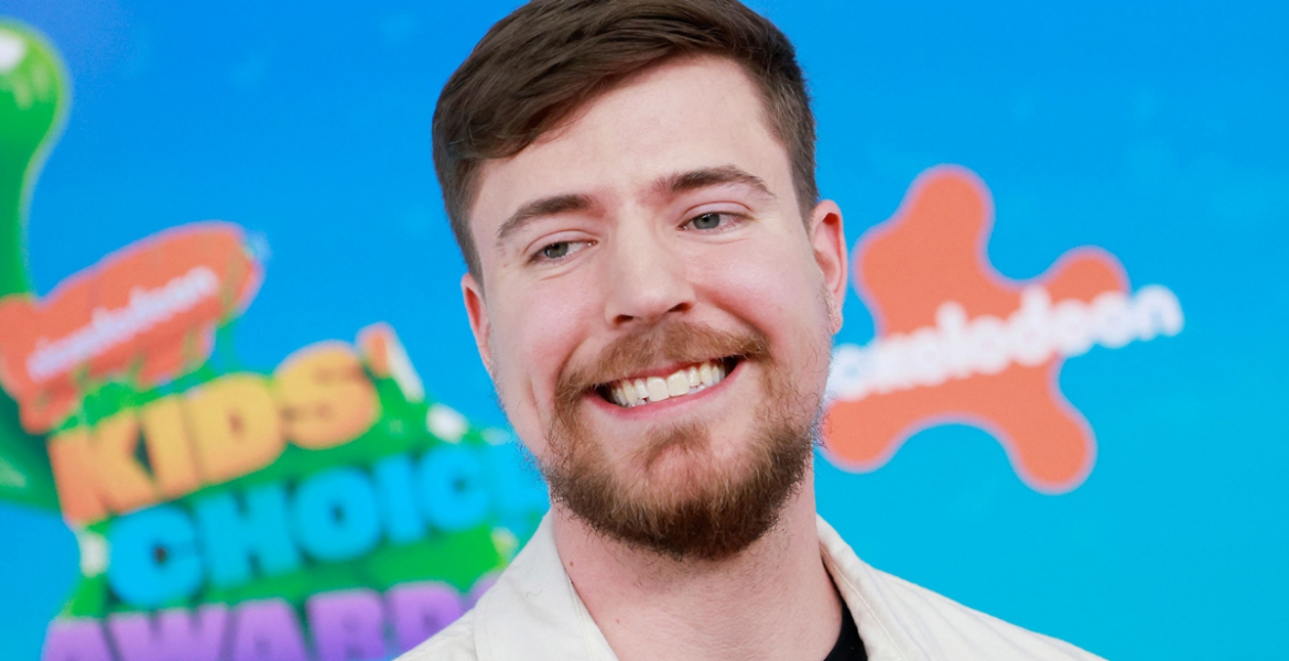 YouTuber Jimmy Donaldson Alias Mr Beast Kenyans Troll Govt After US YouTuber Mr Beast Drills 52 Wells in Kenya