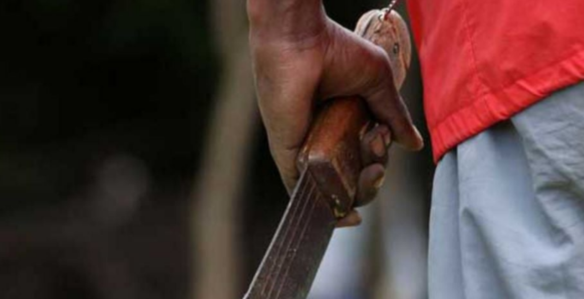 A Man With a Machete Mungiki: The Interplay of Identity, Political Fragmentation, and Criminal Enterprise