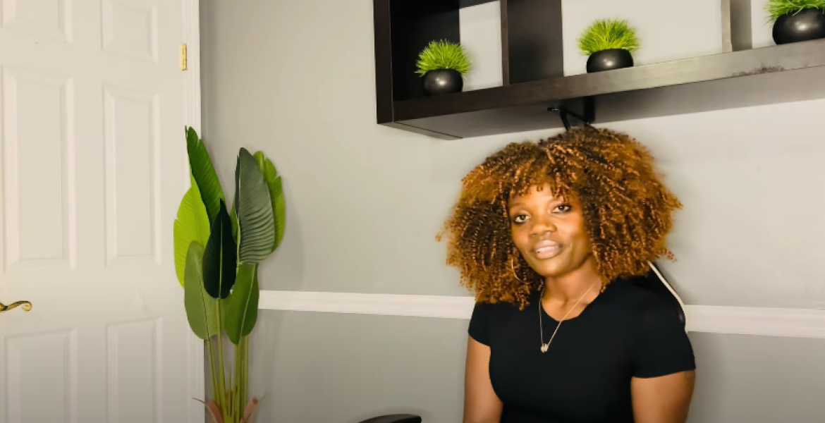 Dafine Dafine: How I Moved to the US Without a Host