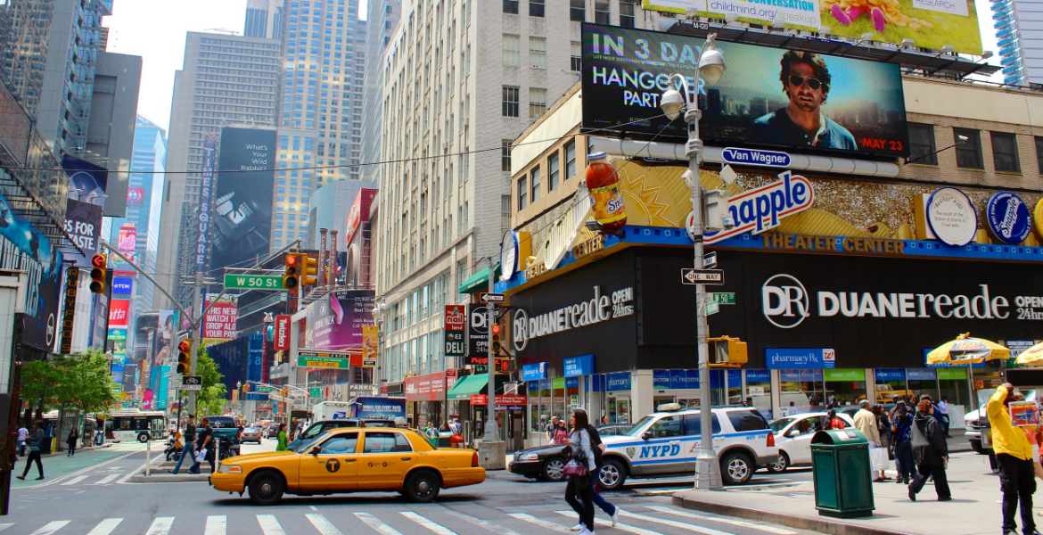 New York, USA USCIS Revises Green Card Rules for Individuals with Exceptional Ability