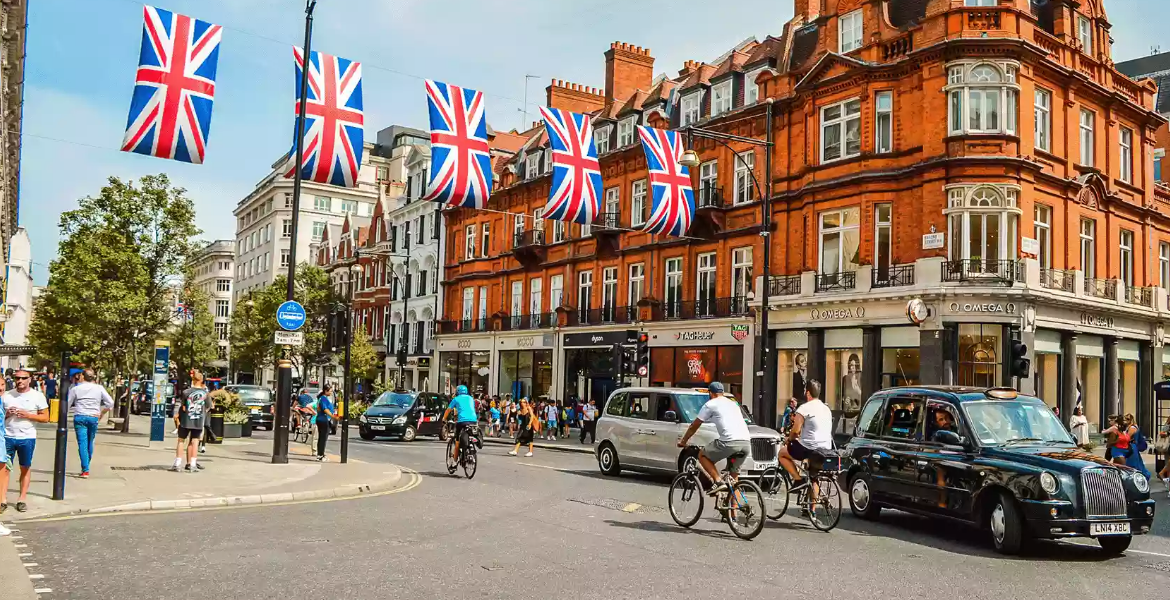 London New UK Migration Policy Sets Higher Barriers for Foreign Workers