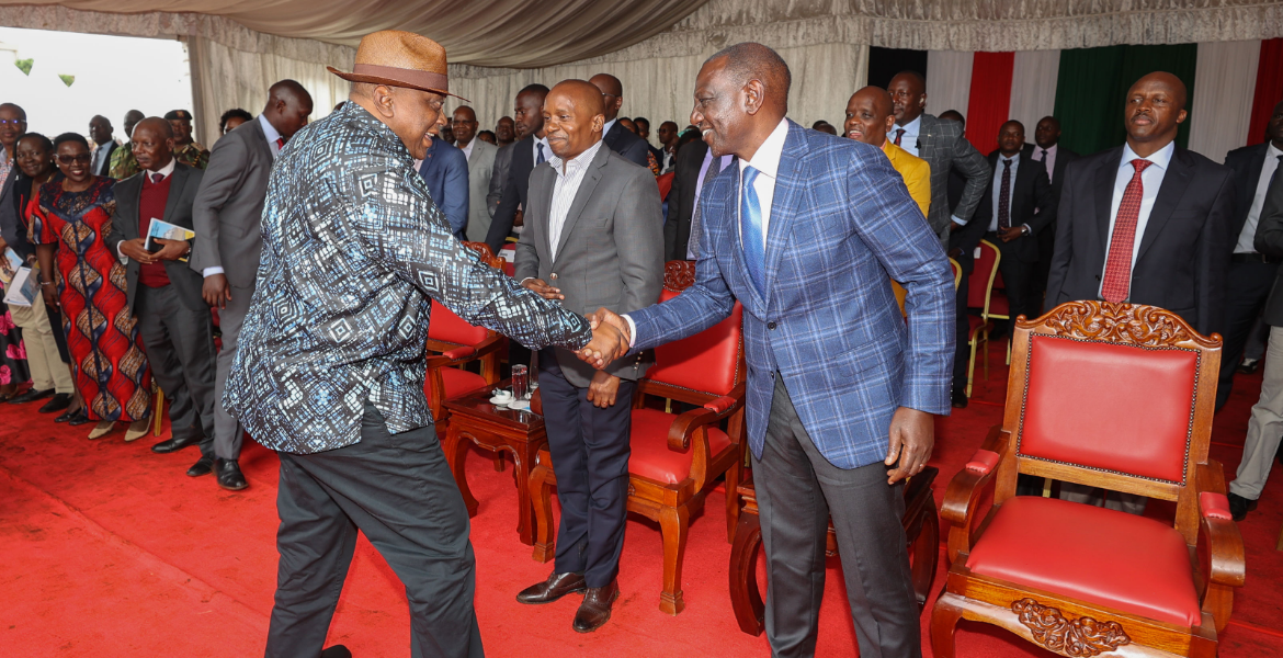 Former President Uhuru Kenyatta Shakes Hands With President William Ruto Uhuru to Kenyans: Embrace Brotherhood, Reject Ethnic Divisions